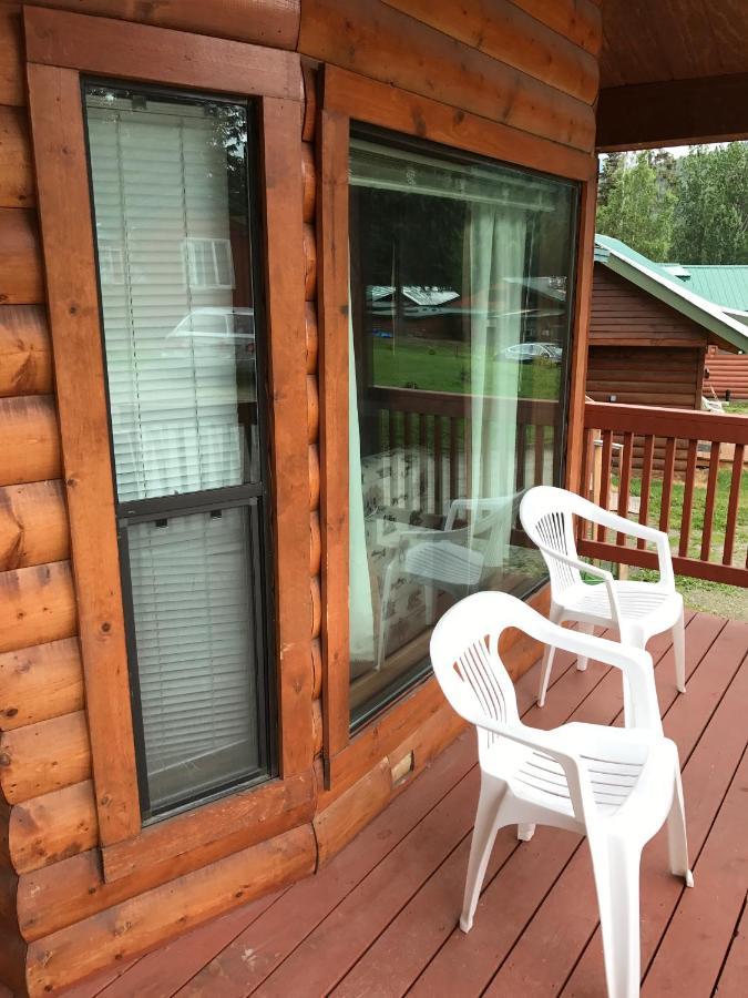 Gwin'S Lodge & Roadhouse Cooper Landing Exterior foto
