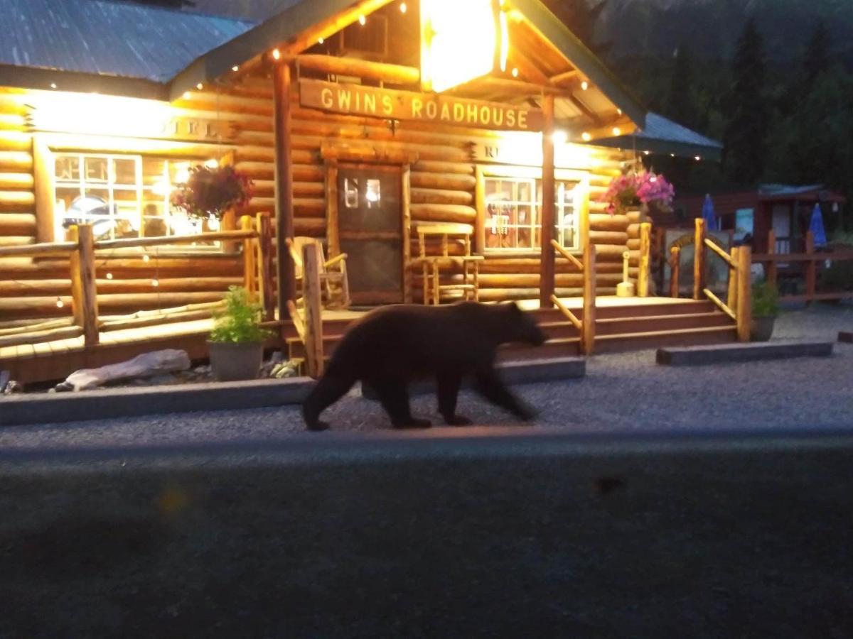 Gwin'S Lodge & Roadhouse Cooper Landing Exterior foto