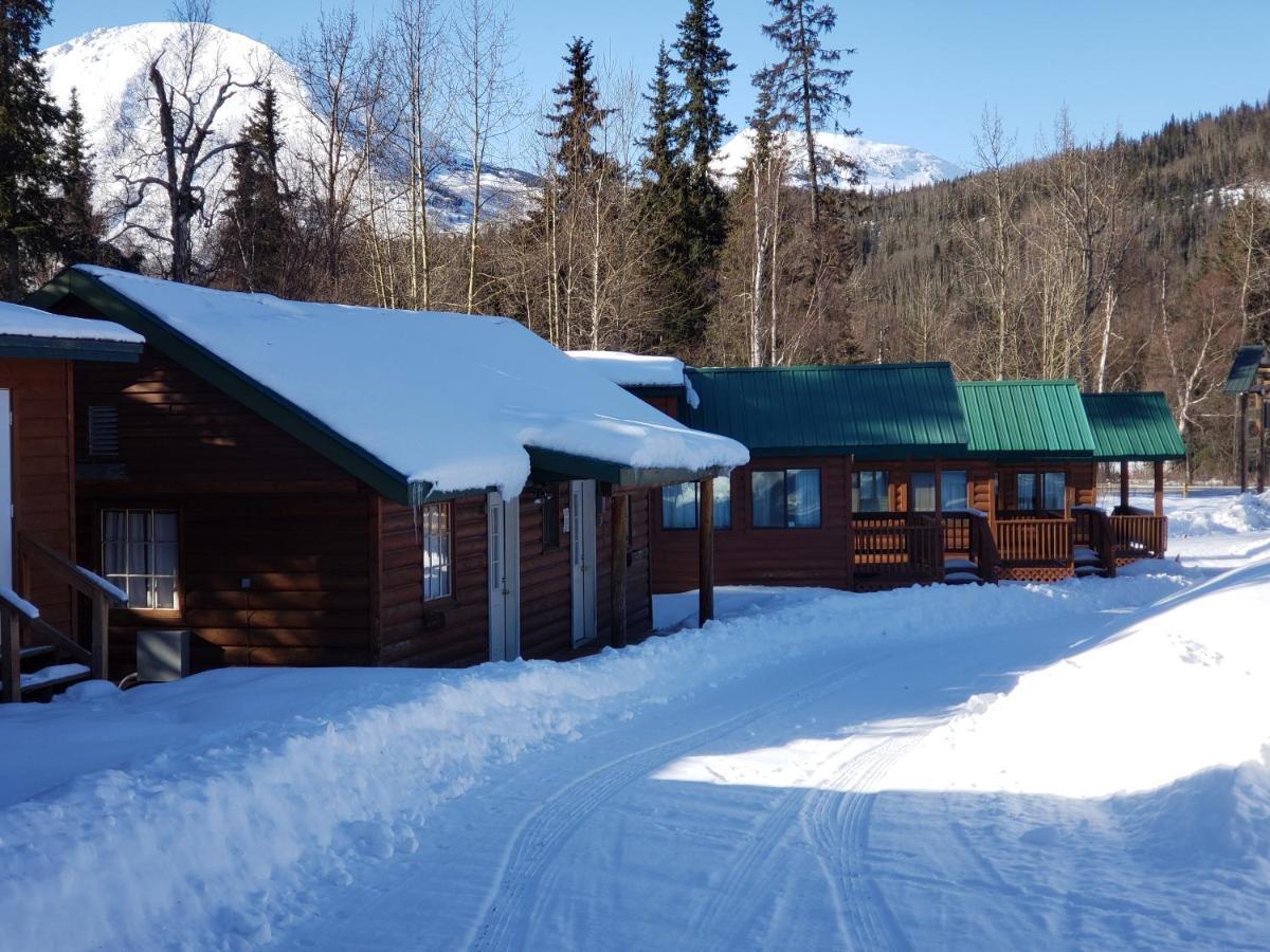 Gwin'S Lodge & Roadhouse Cooper Landing Exterior foto